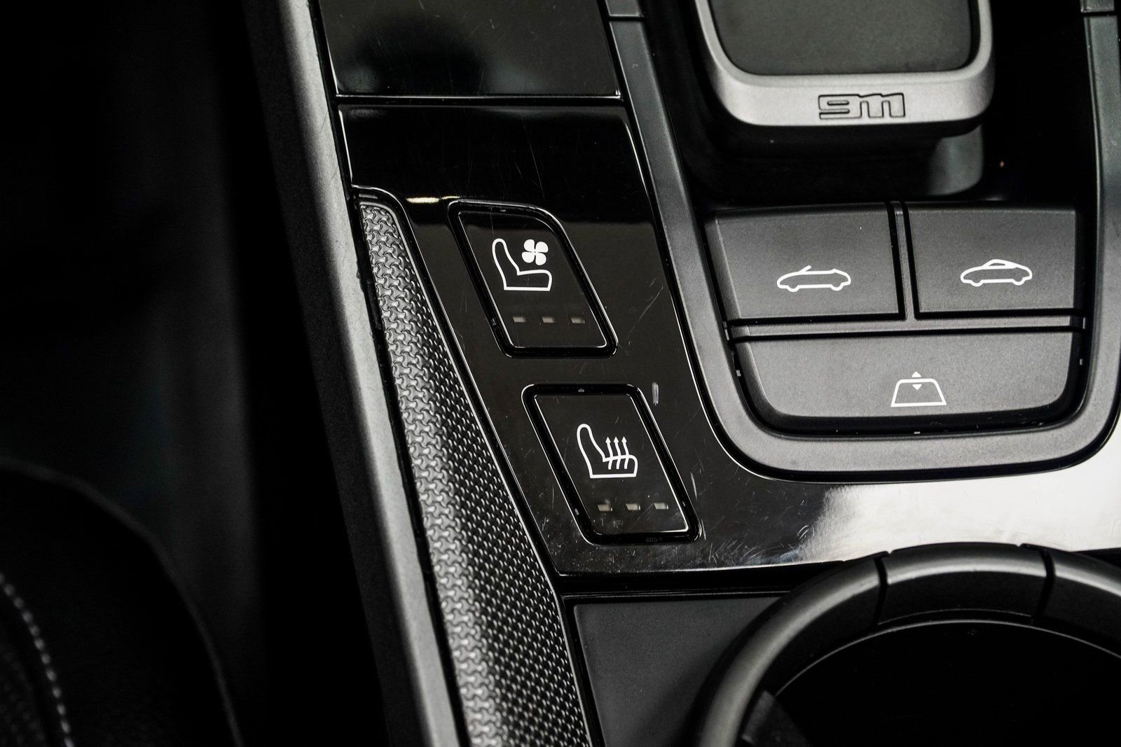 Used 2022 Porsche 911 Carrera w/ Premium Package image 26