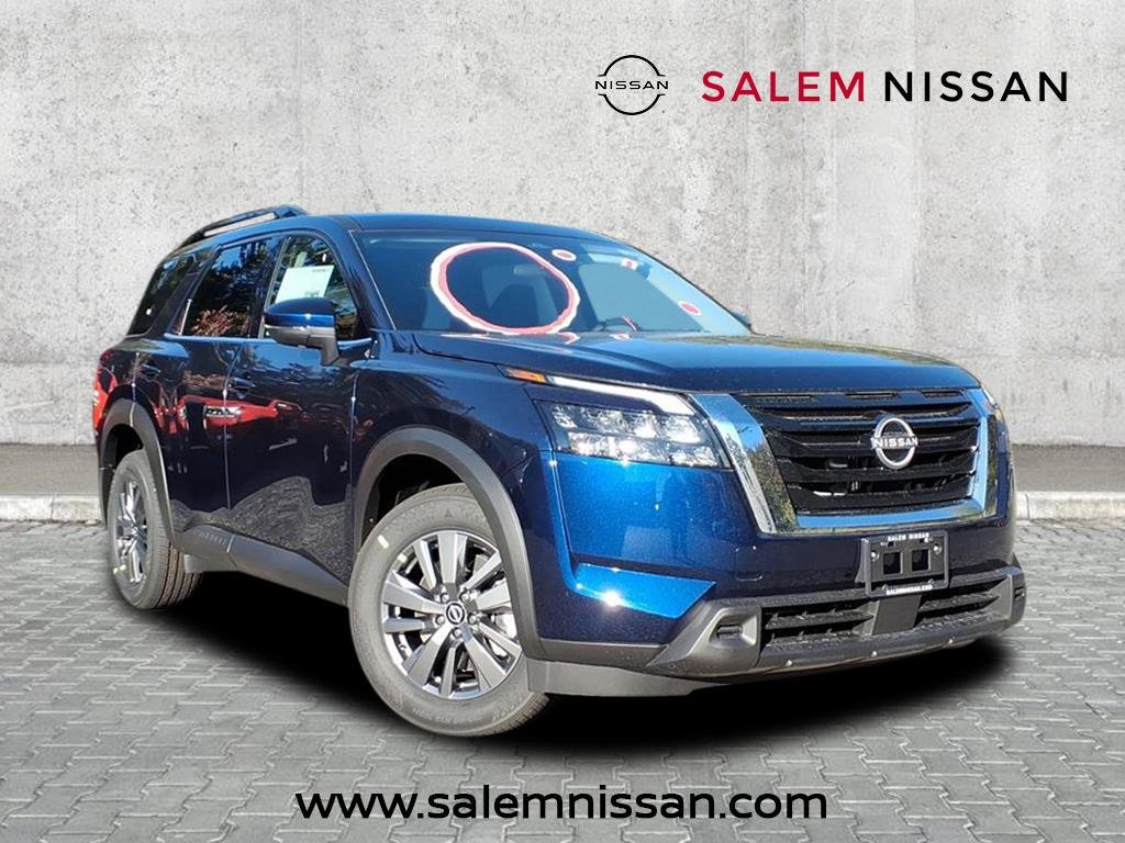 New 2025 Nissan Pathfinder SV