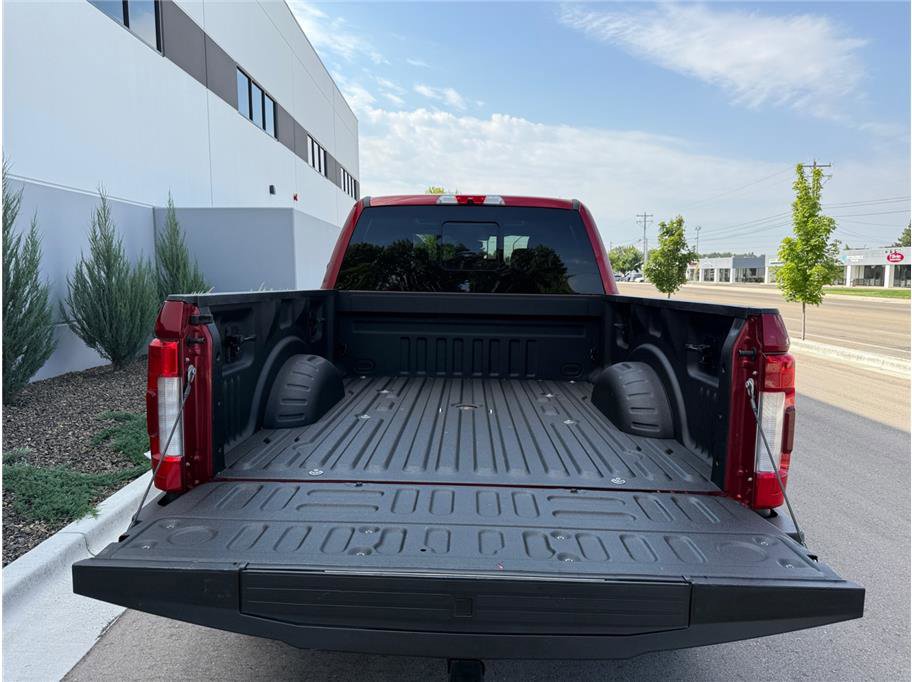 Used 2019 Ford F250 Lariat w/ Lariat Ultimate Package image 40