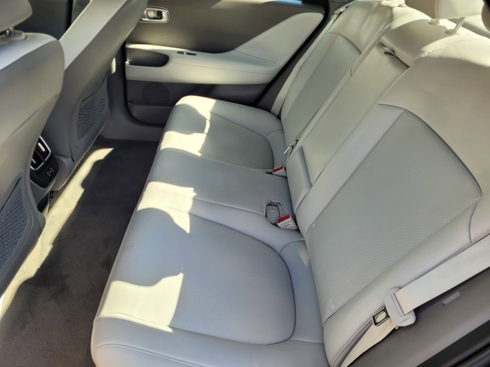 Certified 2024 Hyundai Ioniq 6 SEL image 18