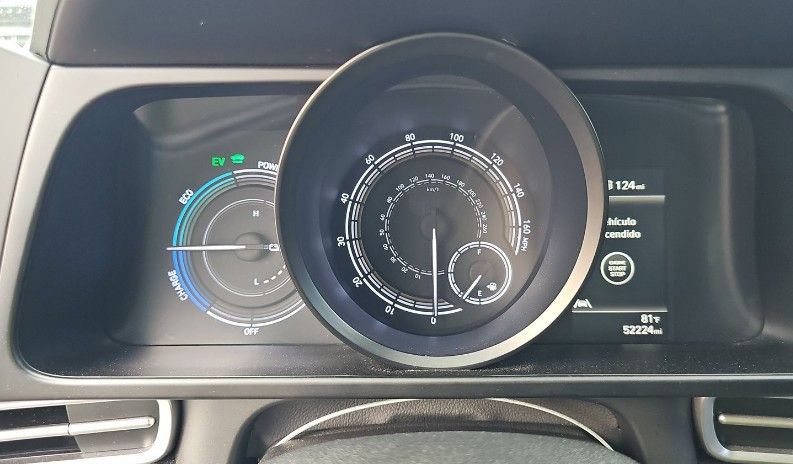 Used 2021 Hyundai Elantra Blue FWD image 3