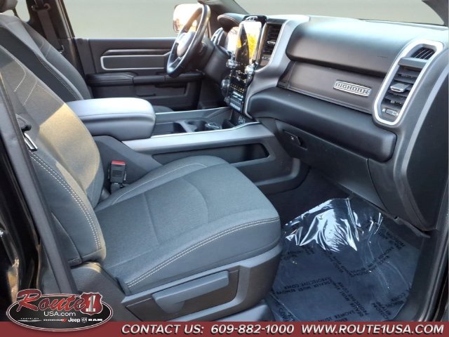 Used 2022 RAM 2500 Big Horn w/ Level C Equiment Group AWD/4WD image 28