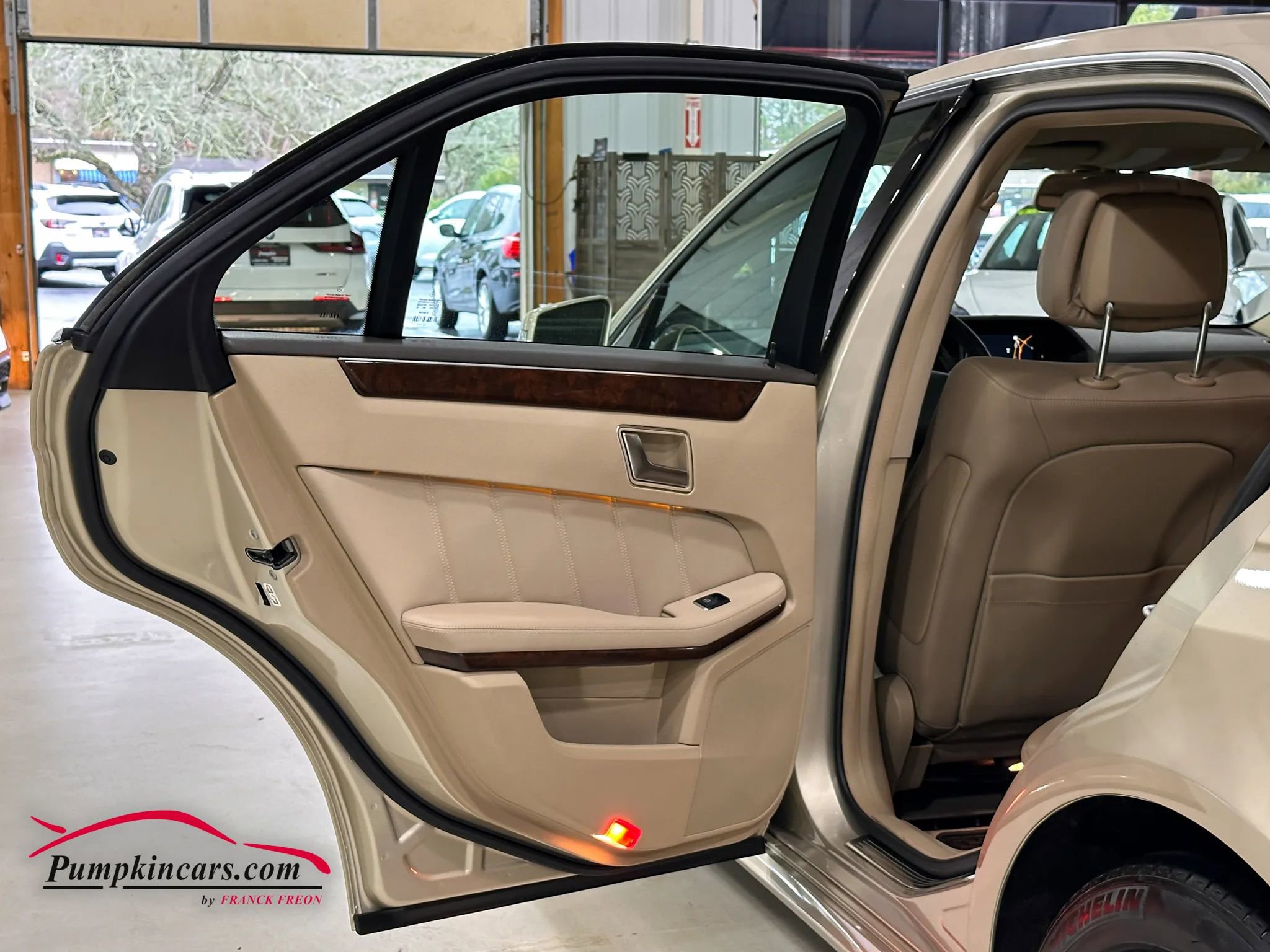 Used 2013 Mercedes-Benz E 350 Luxury w/ Premium 1 Pkg image 17