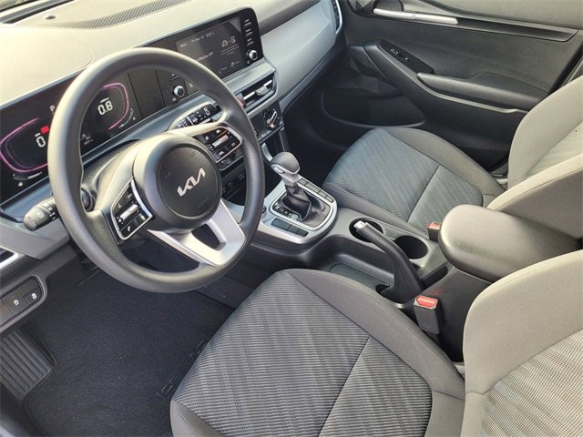 Used 2024 Kia Seltos LX image 9