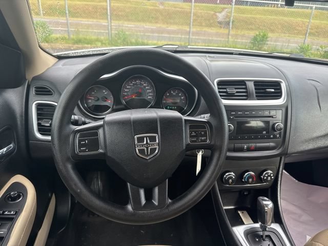 Used 2014 Dodge Avenger SE FWD image 13