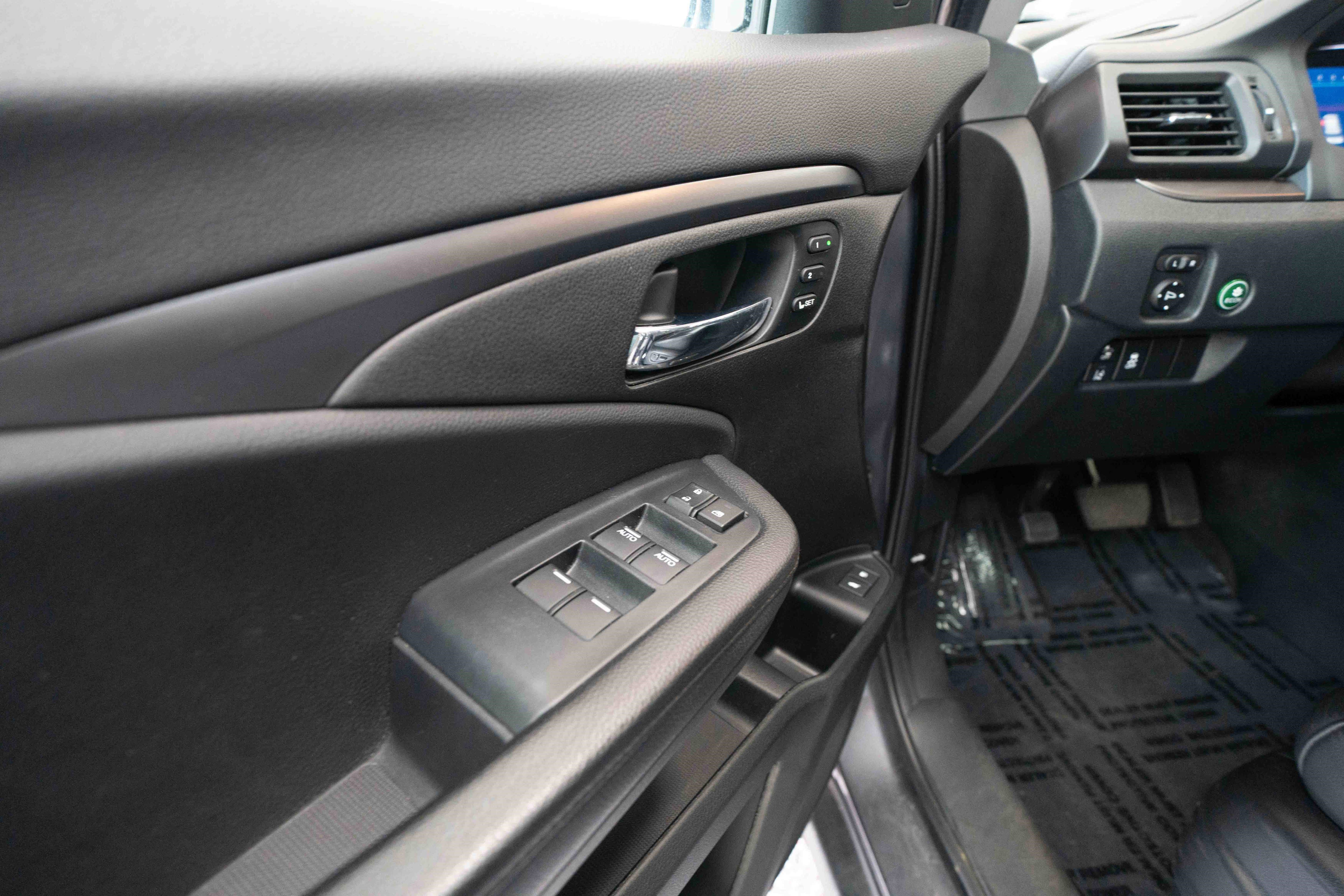 Used 2022 Honda Pilot Special Edition image 7