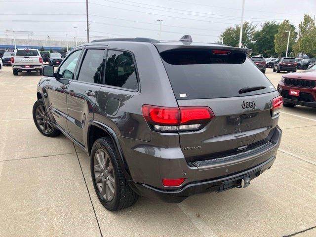 Used 2016 Jeep Grand Cherokee Limited 75th Anniversary AWD/4WD image 6