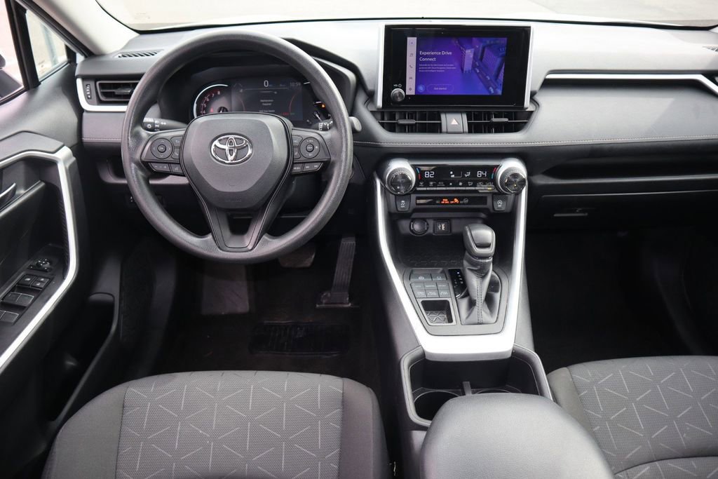 Used 2024 Toyota RAV4 XLE image 15