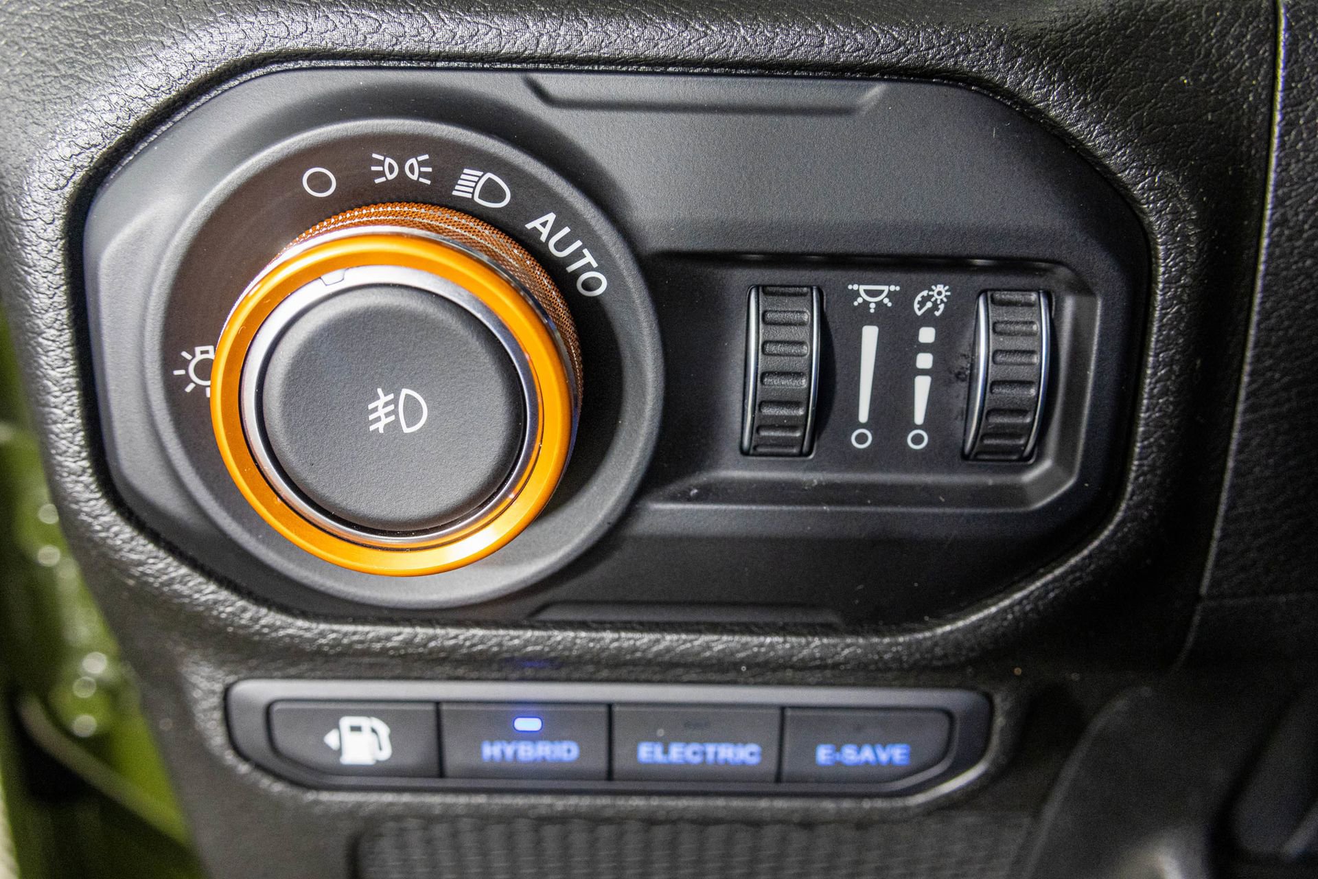 Used 2021 Jeep Wrangler Unlimited Sahara w/ Cold Weather Group image 33