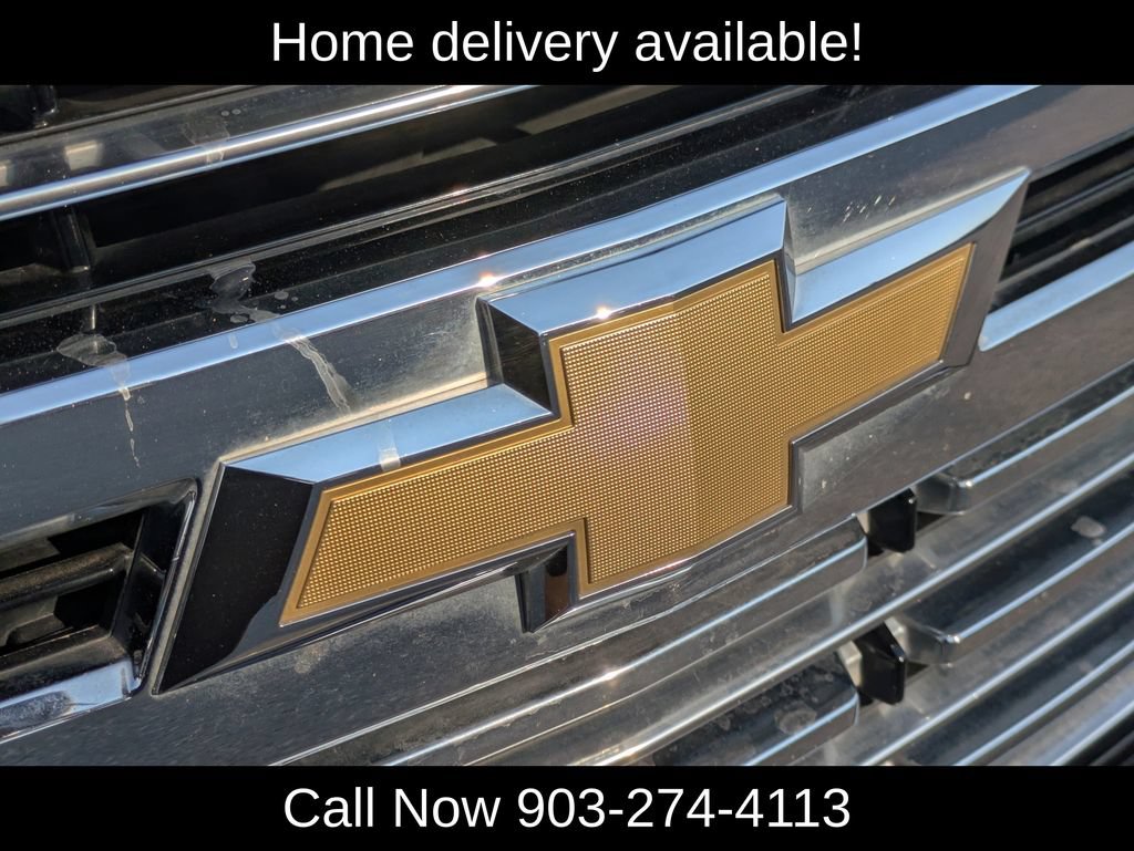 Used 2023 Chevrolet Suburban Premier RWD image 42