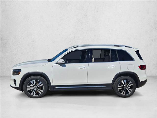 Certified 2025 Mercedes-Benz GLB 250 image 9