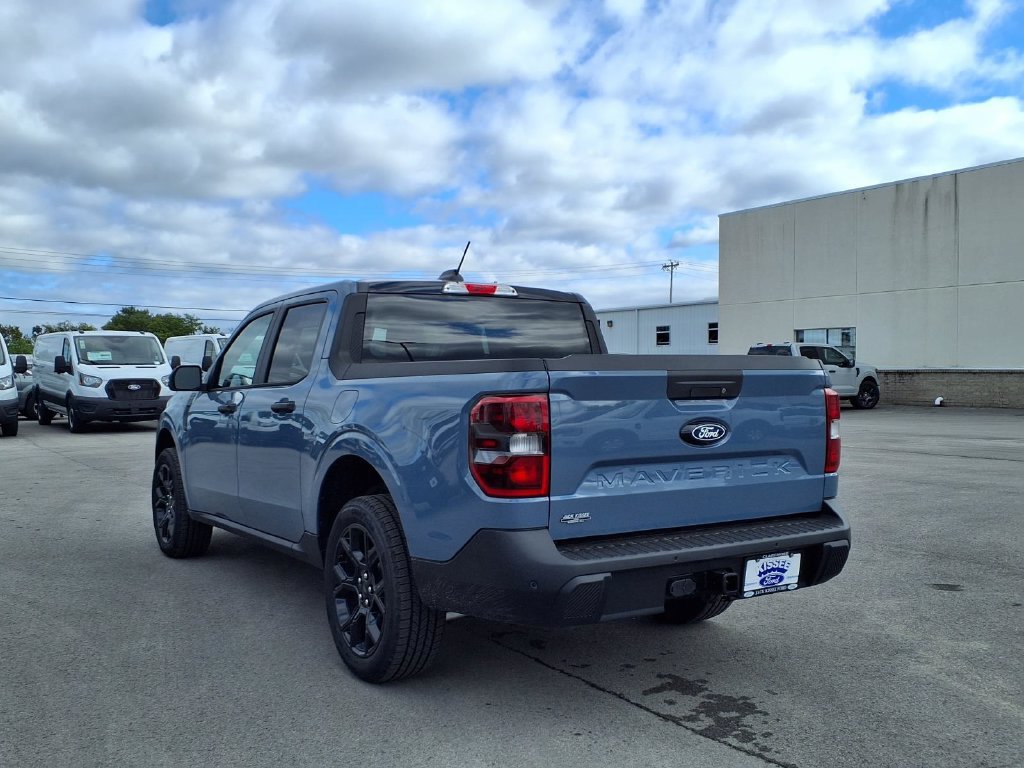 New 2026 Ford Maverick XLT w/ XLT Luxury Package AWD/4WD image 2