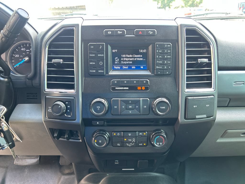 Used 2017 Ford F250 XLT w/ XLT Value Package AWD/4WD image 16