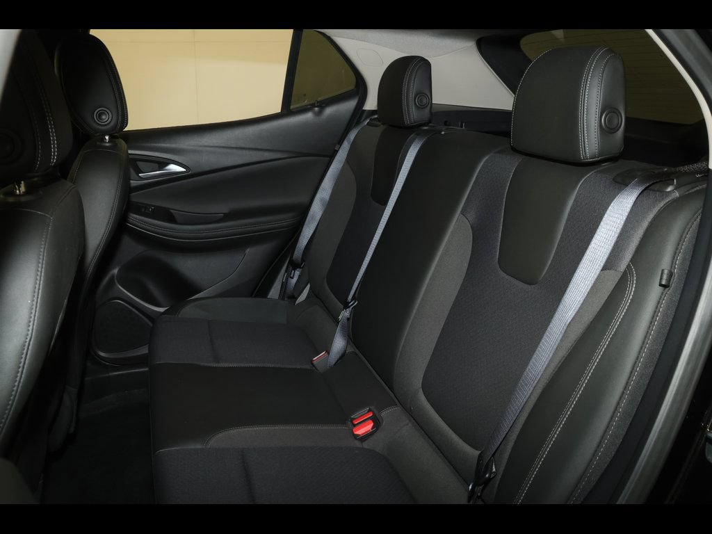 Used 2025 Buick Encore GX Preferred FWD image 26