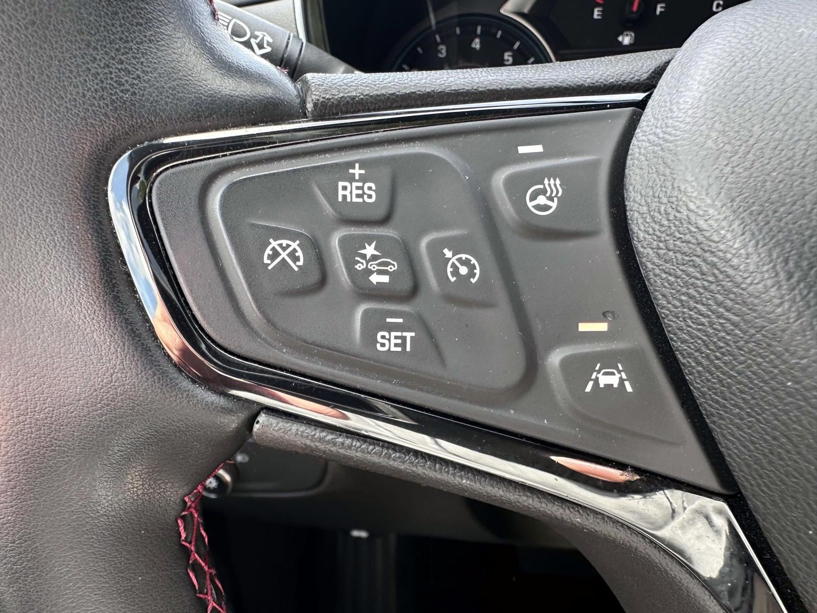Used 2024 Chevrolet Equinox RS w/ RS Leather Package AWD/4WD image 17