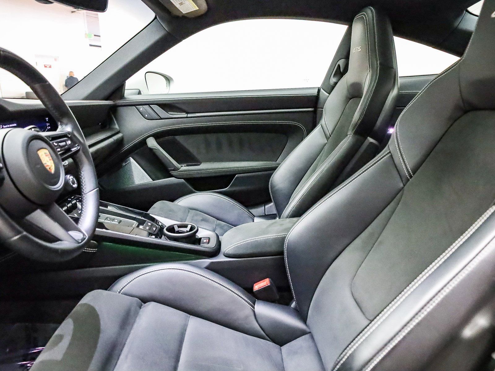 Used 2024 Porsche 911 Carrera GTS image 20