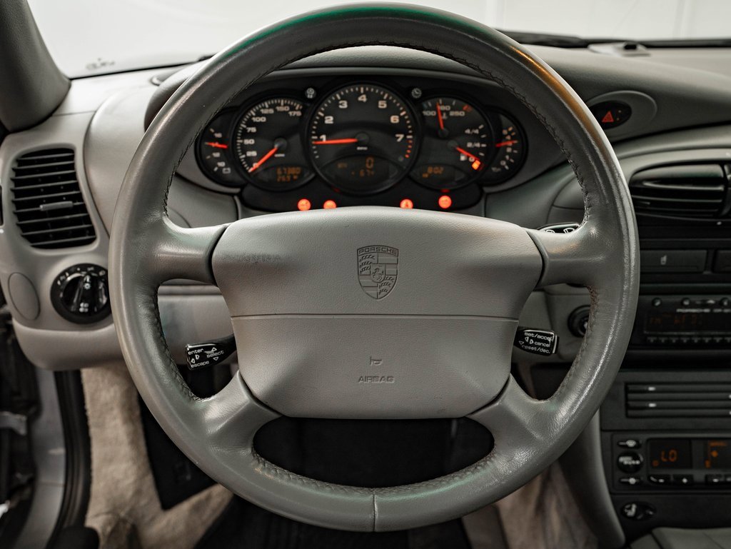 Used 2001 Porsche 911 Carrera image 33