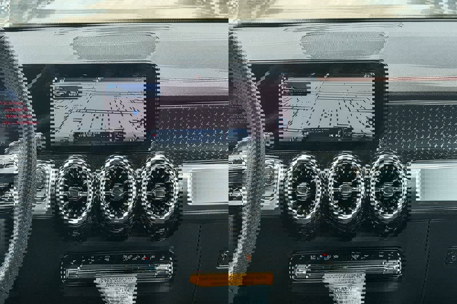 Used 2024 Mercedes-Benz EQB 350 4MATIC SUV image 14