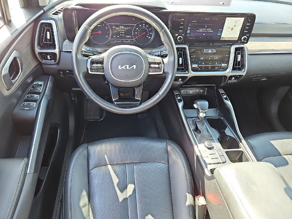 Certified 2023 Kia Sorento S w/ Panoramic Sunroof Package AWD/4WD image 15