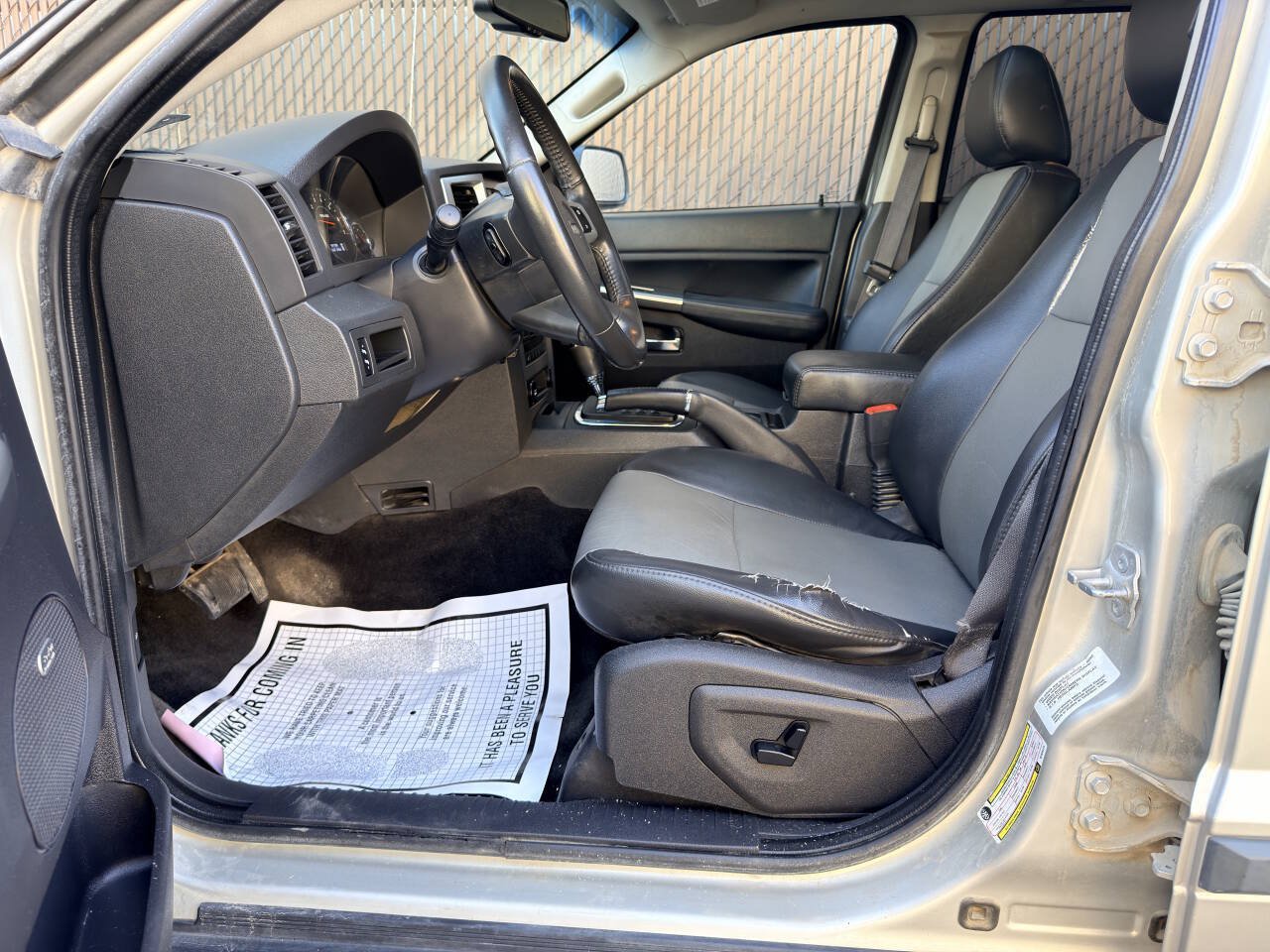 Used 2009 Jeep Grand Cherokee Laredo AWD/4WD image 9