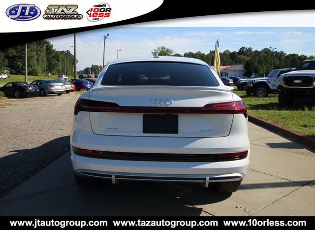 Used 2022 Audi e-tron Premium Plus w/ Premium Plus Package AWD/4WD image 6