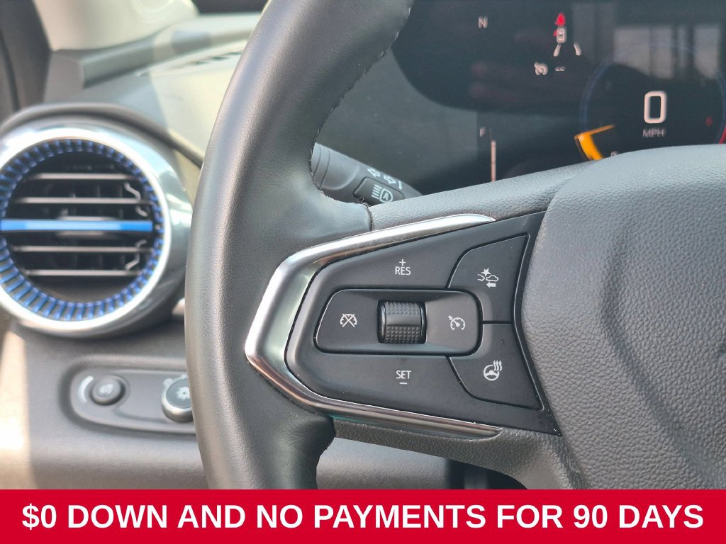 Used 2025 Chevrolet Trax LT w/ LT Convenience Package FWD image 15