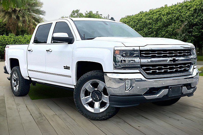 Used 2018 Chevrolet Silverado 1500 LTZ w/ Texas Edition AWD/4WD image 9