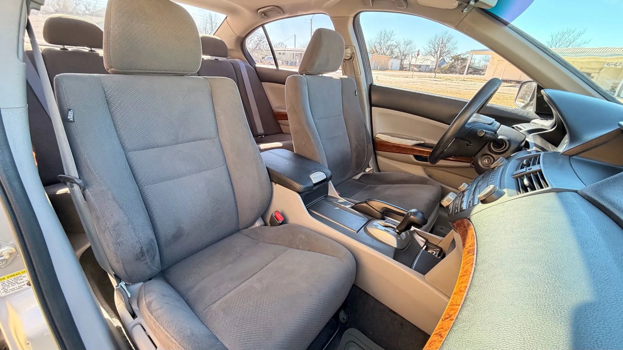 Used 2011 Honda Accord EX image 22