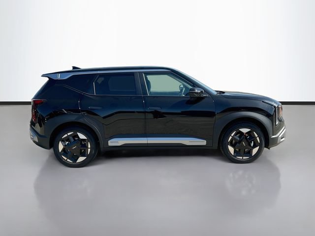 New 2027 Kia Seltos LX FWD image 8