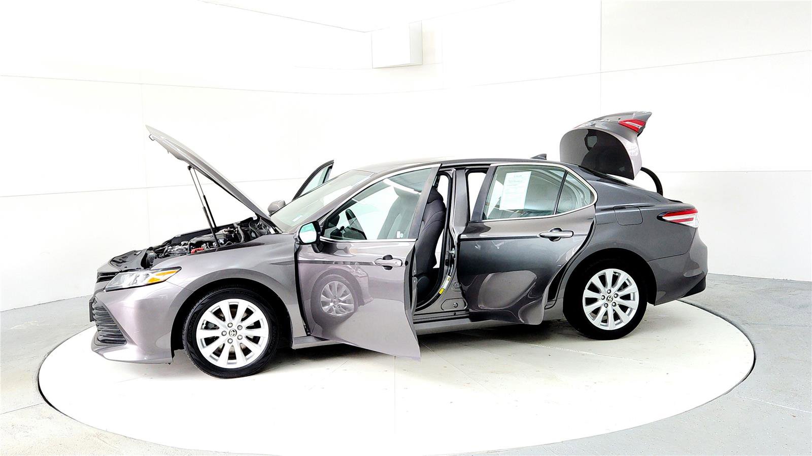 Certified 2020 Toyota Camry LE w/ Carpet Mat Package image 10