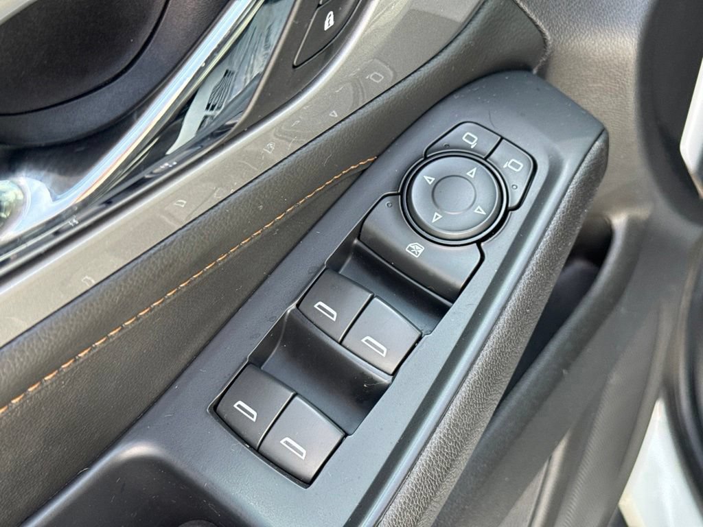 Used 2018 Chevrolet Traverse LS FWD image 36