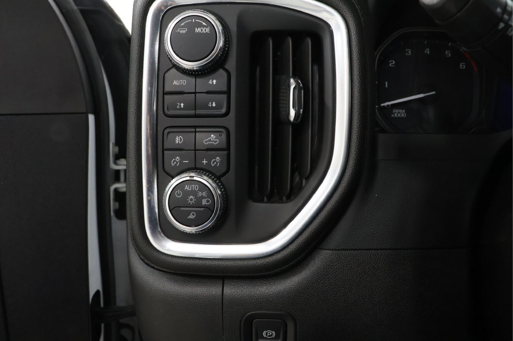 Used 2023 GMC Sierra 2500 SLE w/ SLE Value Package; AWD/4WD image 16
