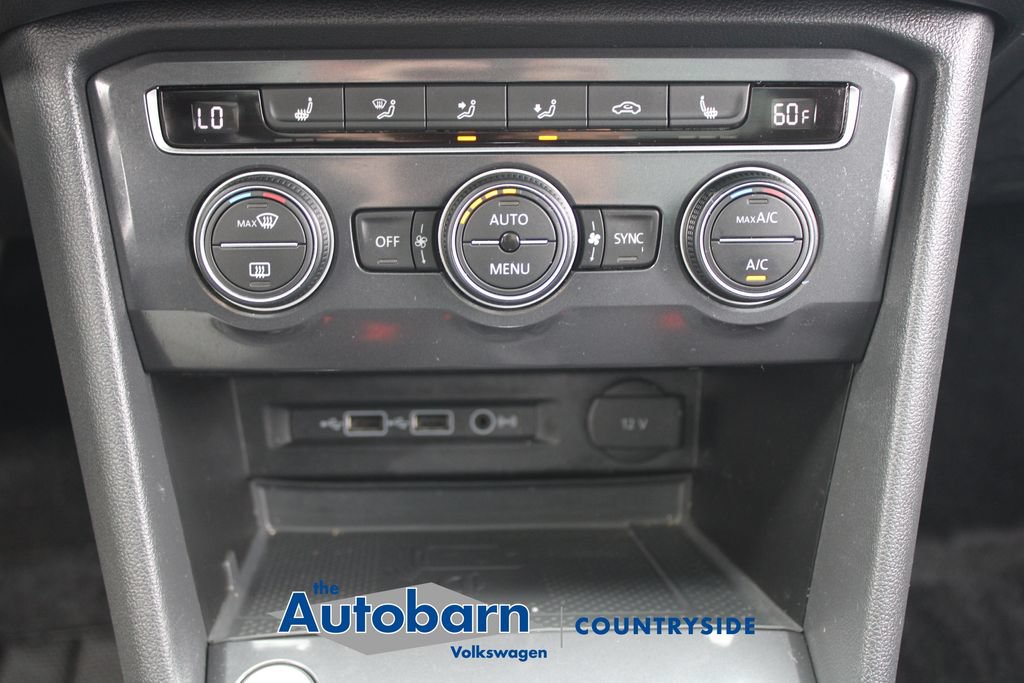 Certified 2020 Volkswagen Tiguan SEL AWD/4WD image 17