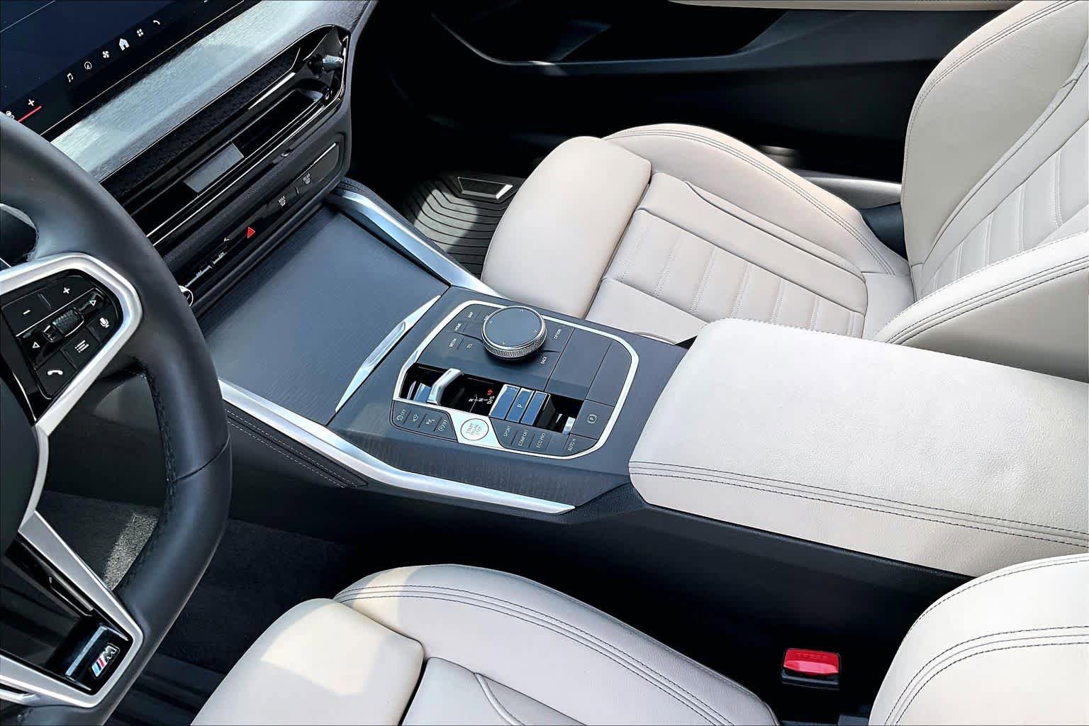 Used 2025 BMW 230i Coupe w/ M Sport Package RWD image 15