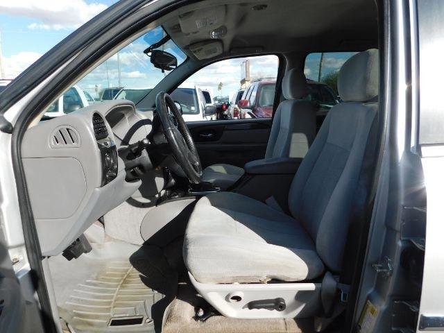 Used 2008 GMC Envoy SLE image 9