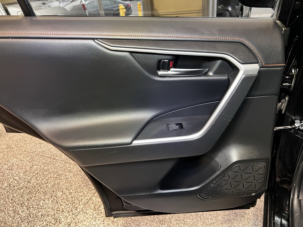 Used 2023 Toyota RAV4 Adventure image 38