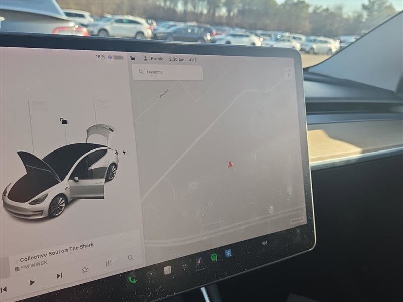 Used 2018 Tesla Model 3 Long Range image 4