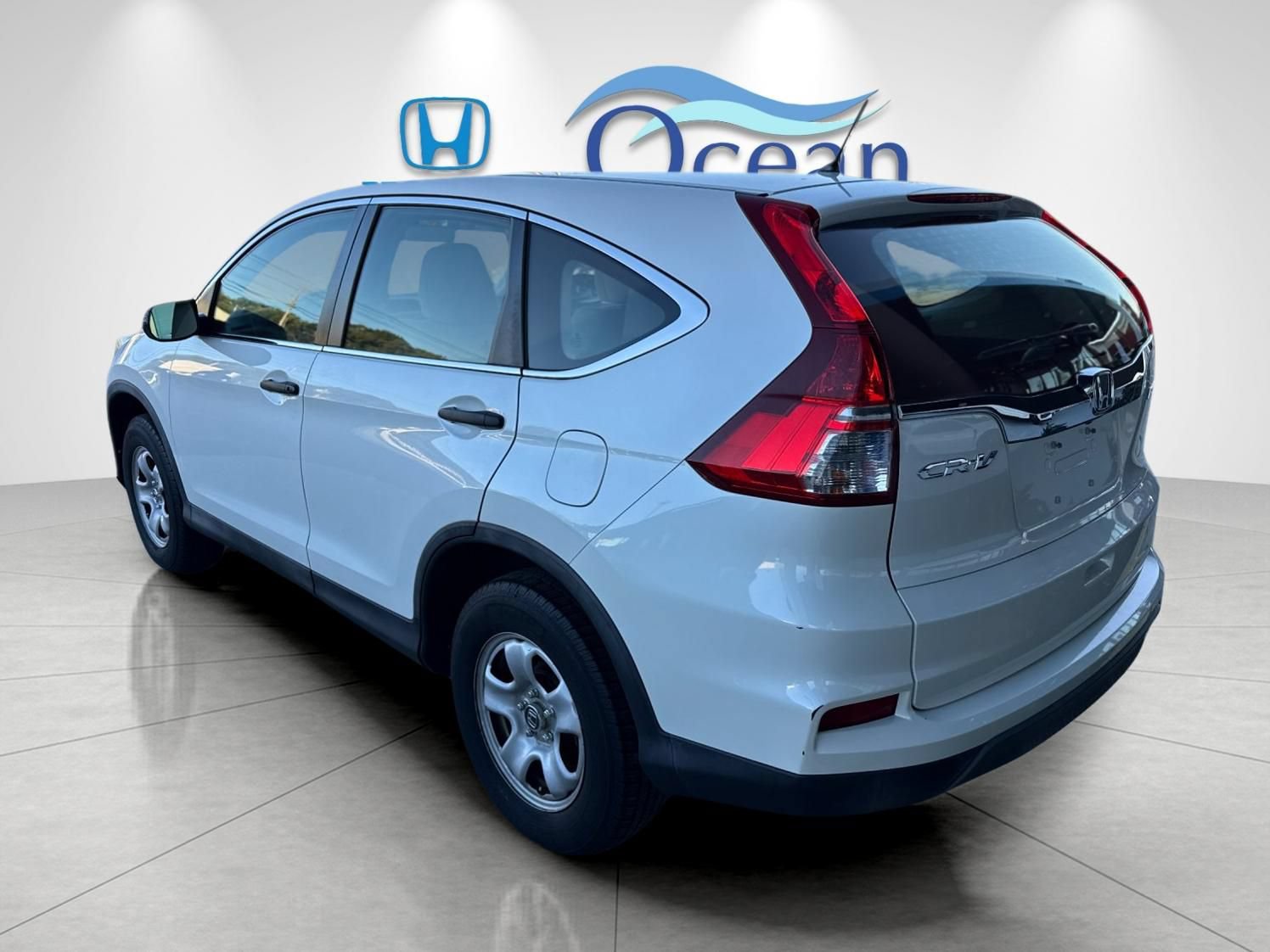 Used 2016 Honda CR-V LX image 5
