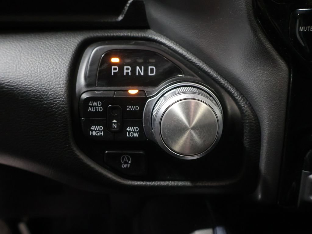 Used 2024 RAM 1500 Laramie AWD/4WD image 35