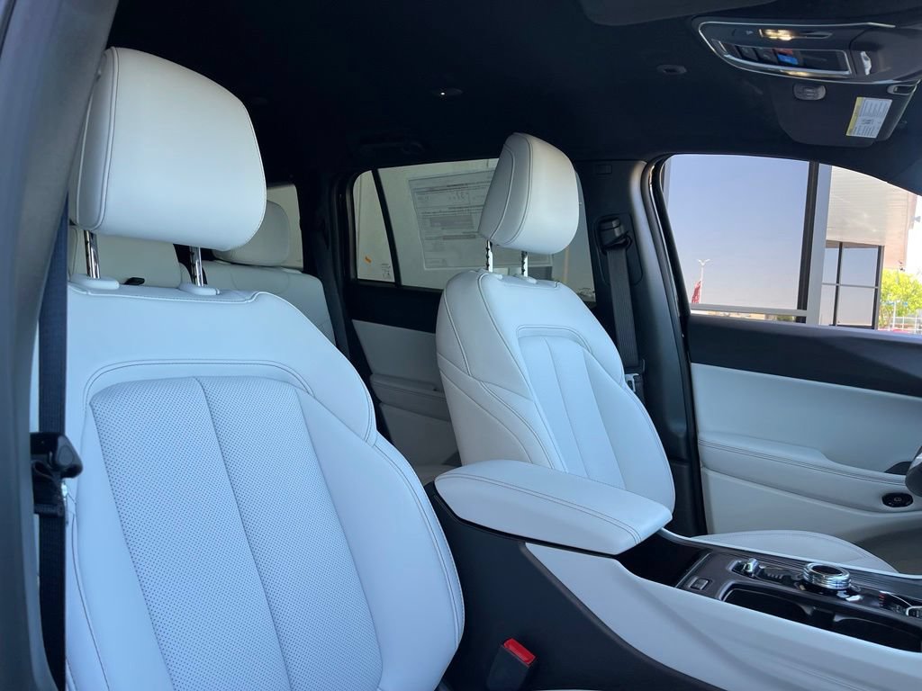 New 2026 Jeep Cherokee Limited AWD/4WD image 17