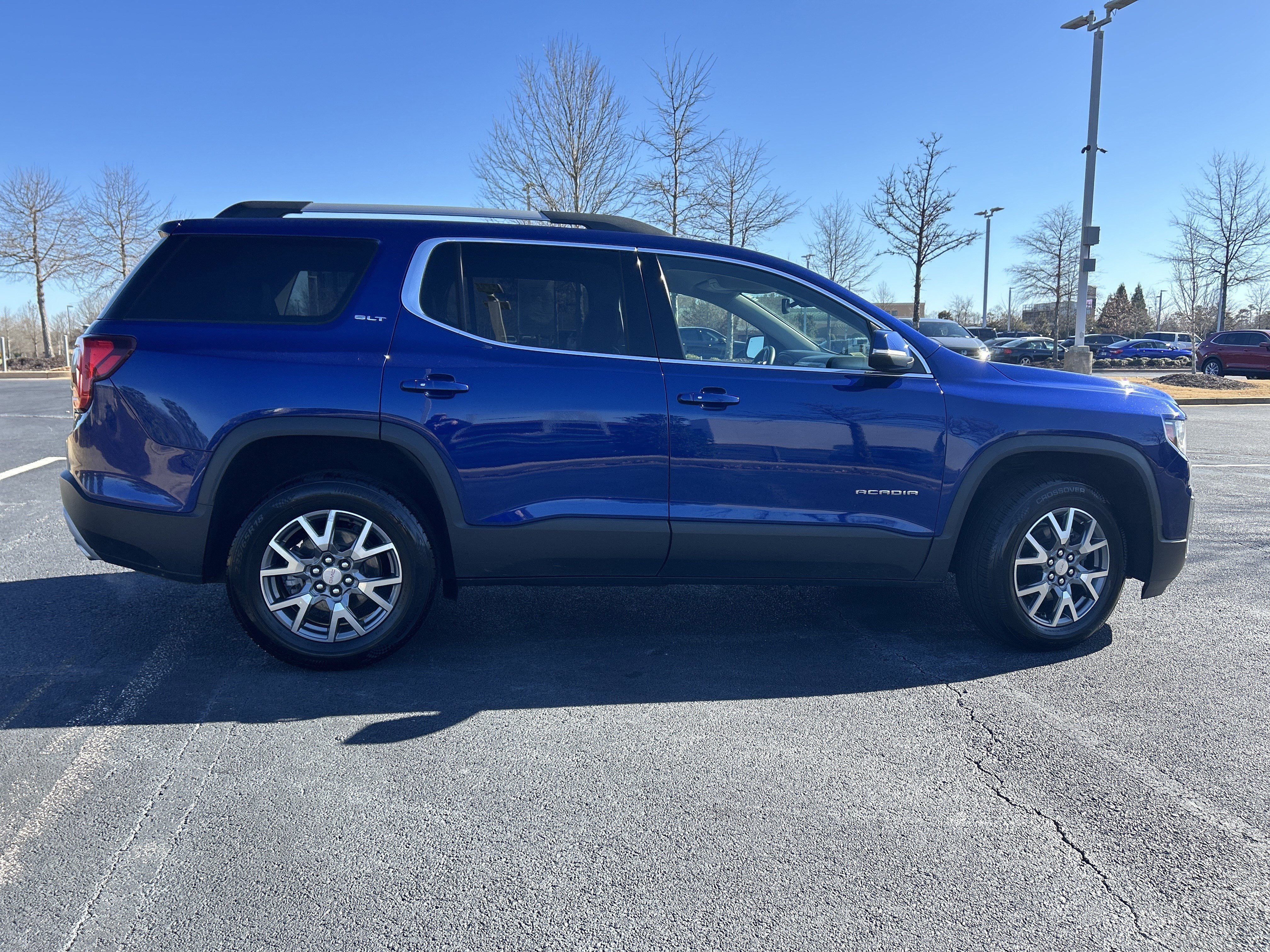 Used 2023 GMC Acadia SLT image 5