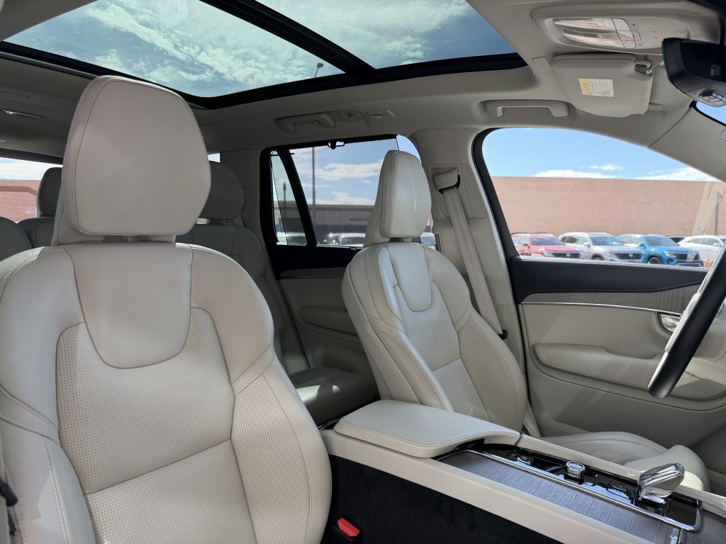 Used 2024 Volvo XC90 T8 Ultimate w/ Protection Package Premier AWD/4WD image 44