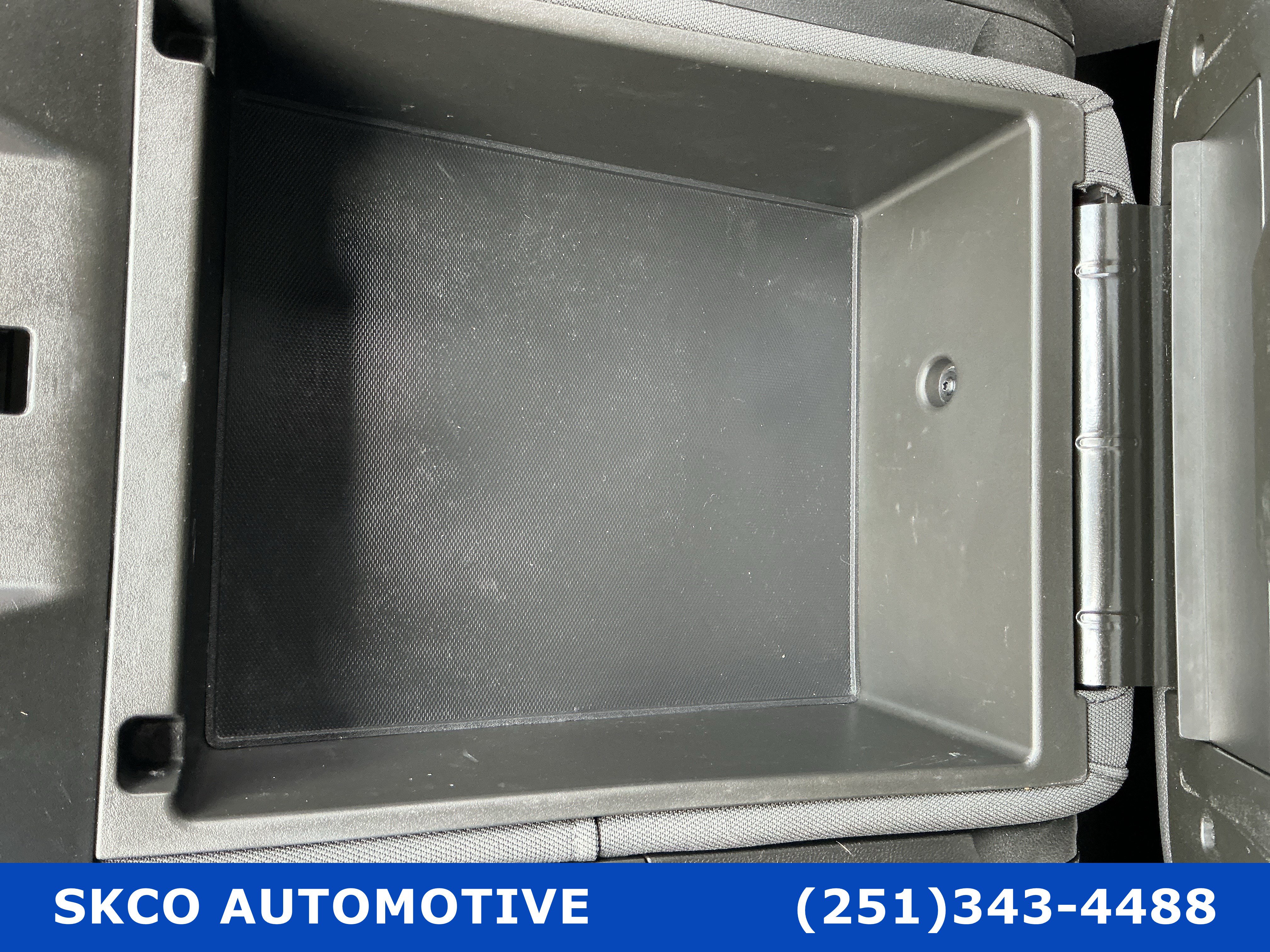 Used 2023 Chevrolet Silverado 1500 LT RWD image 25
