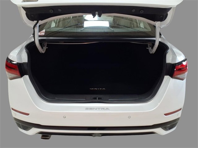 Certified 2025 Nissan Sentra SR w/ SR Premium Package image 8