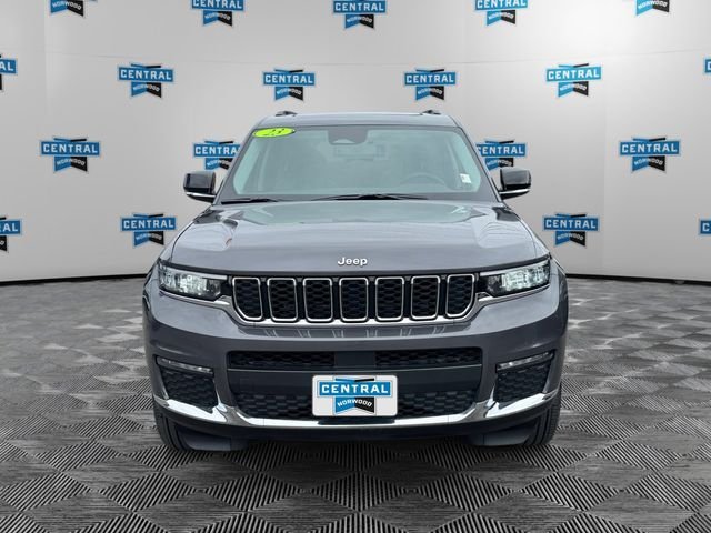 Used 2023 Jeep Grand Cherokee L Limited w/ Trailer Tow Group (B) AWD/4WD image 9