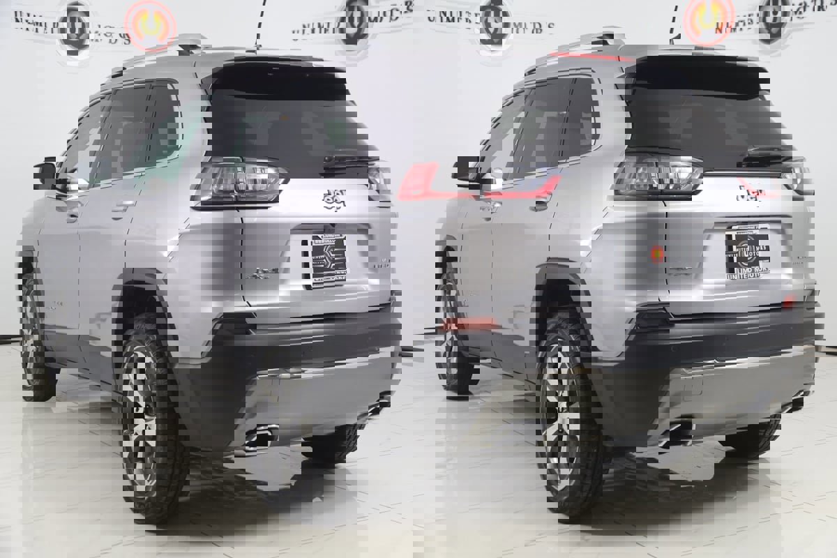 Used 2020 Jeep Cherokee Limited image 4