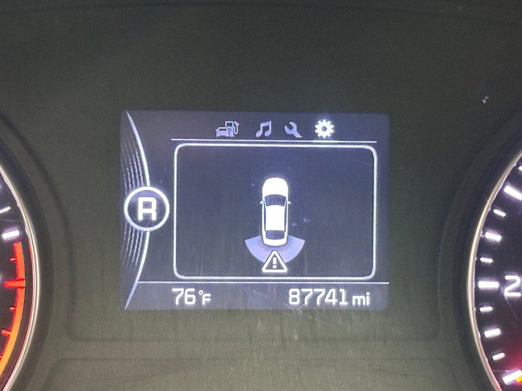 Used 2018 Kia Optima LX w/ 17" Alloy Wheels Package image 32