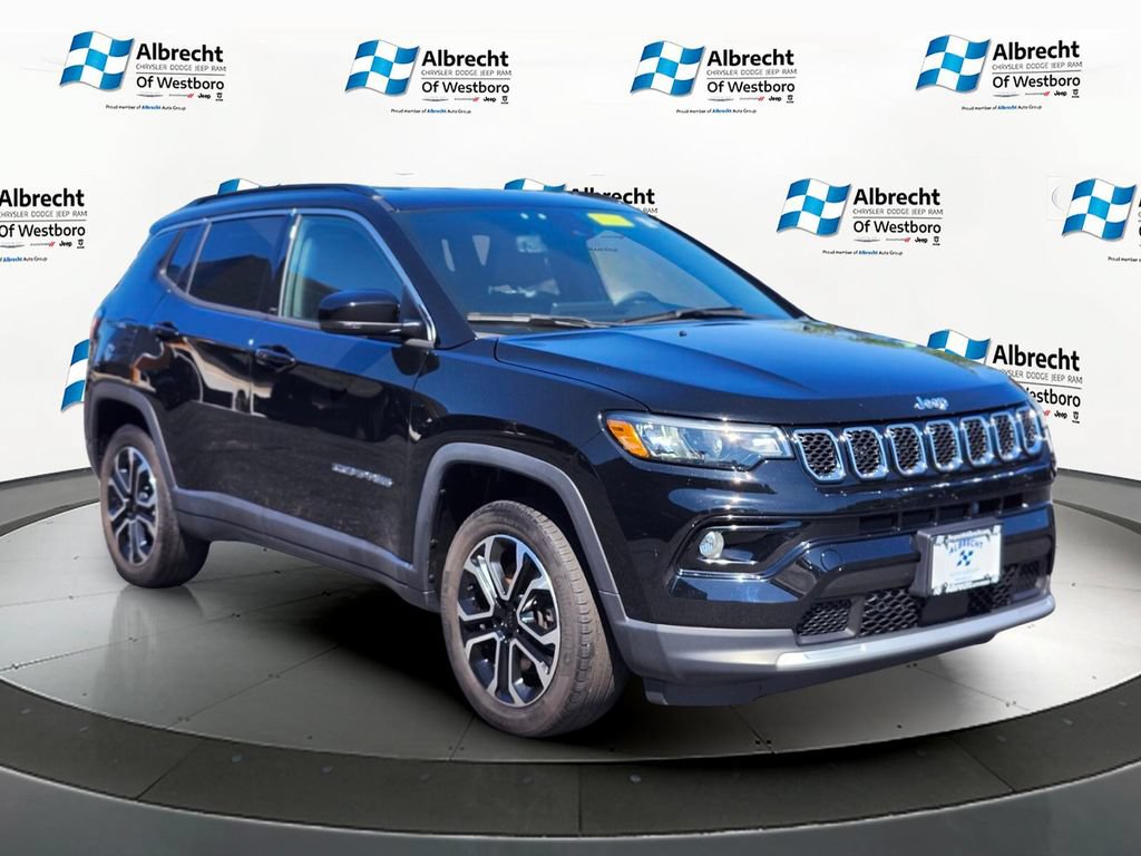 Used 2023 Jeep Compass Limited AWD/4WD image 7