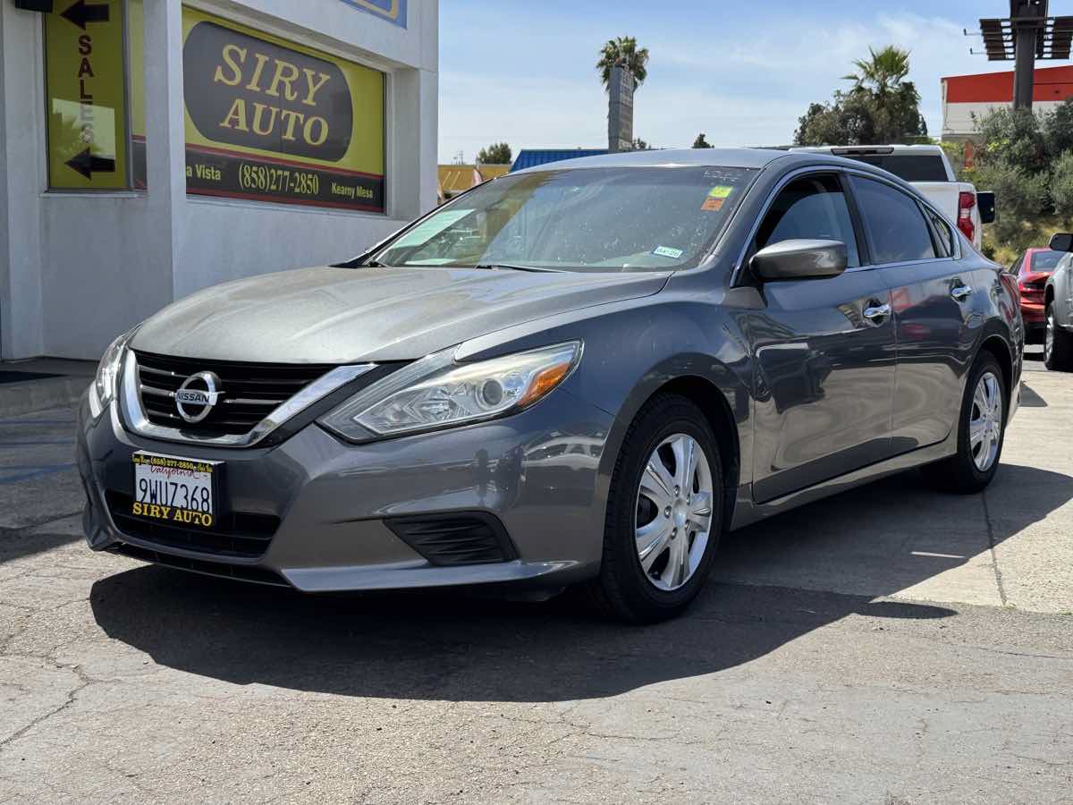 Used 2018 Nissan Altima 2.5 S FWD image 4