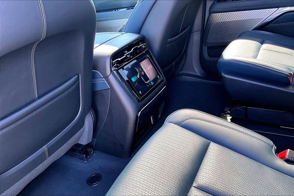 Certified 2025 Cadillac Escalade IQ Sport 2 w/ LPO, ONYX Package AWD/4WD image 10